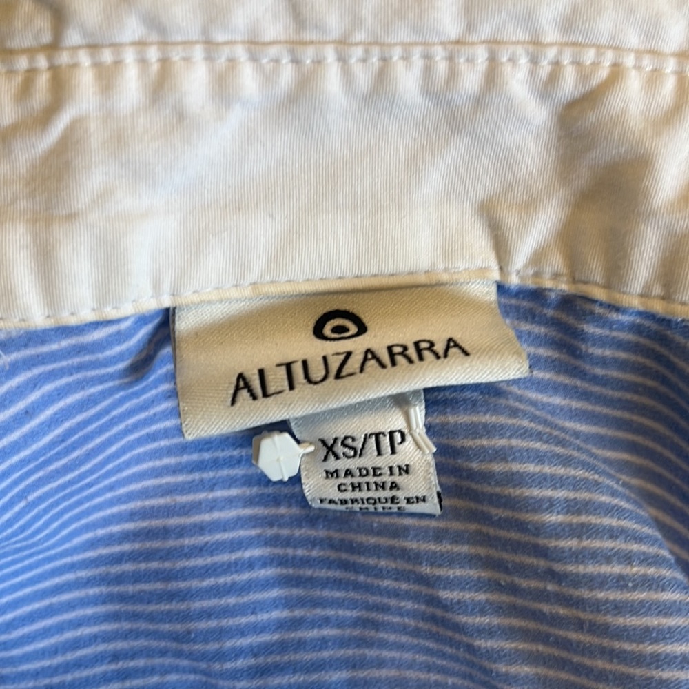Blue striped button down - Picture 4 of 4
